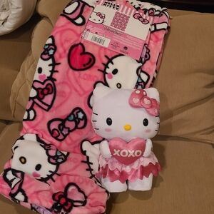 Hello Kitty Blanket Set 💕